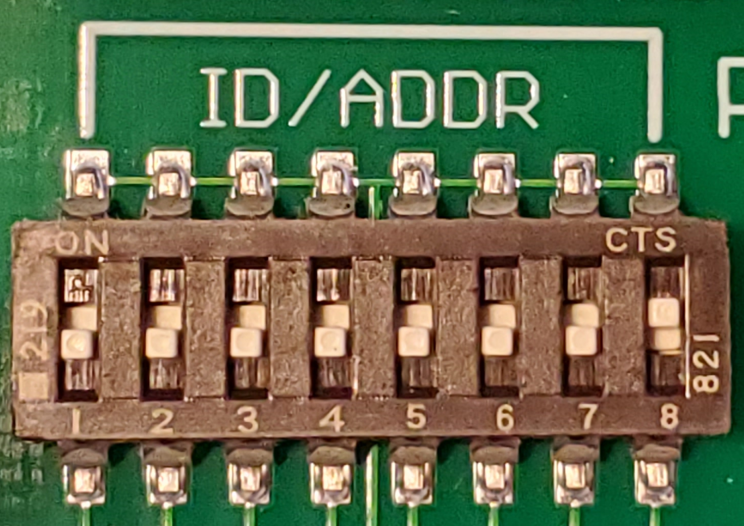 DIP switches - these are all off, so ID 00